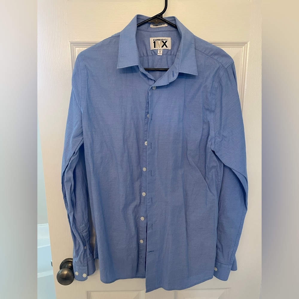 Mens Express extra slim dress shirt. 15-15 1/5. Great condition.